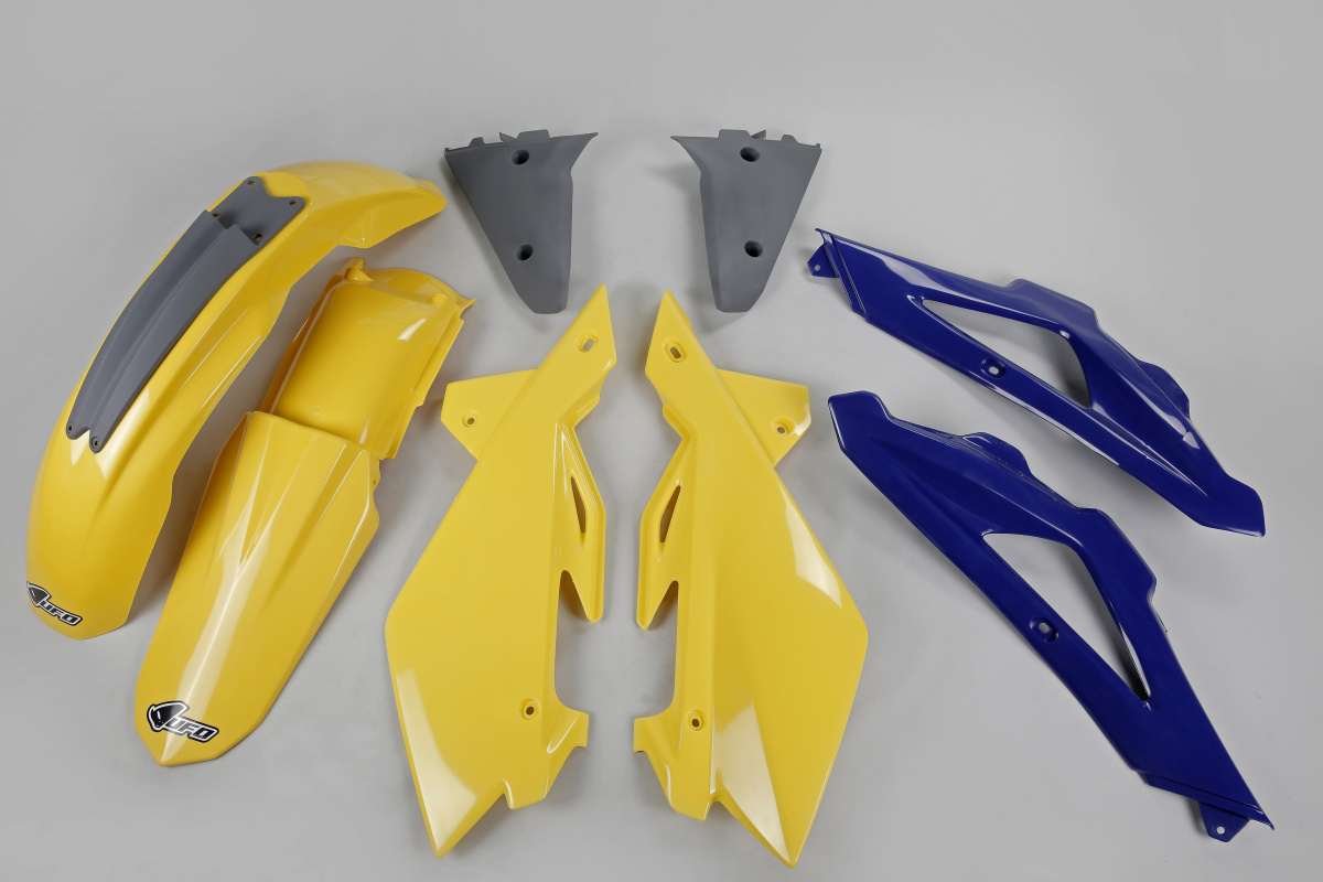 Plastic Kit OEM Color 05 for Husqvarna TC 250 (2005-07) - TC 125 (2005-07) - REPLICA PLASTICS - HUKIT602-999 - Ufo Plast