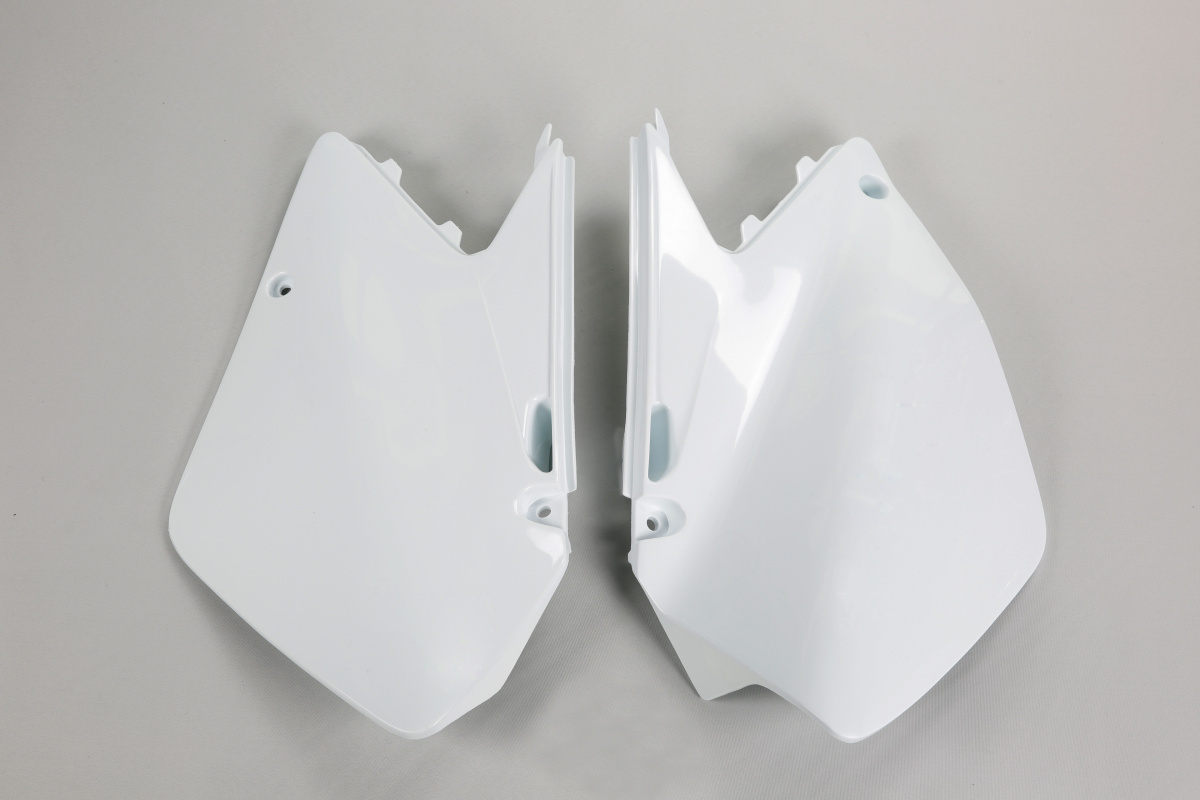 Side panels / No USA - white 041 - Suzuki - REPLICA PLASTICS - SU04900-041 - UFO Plast